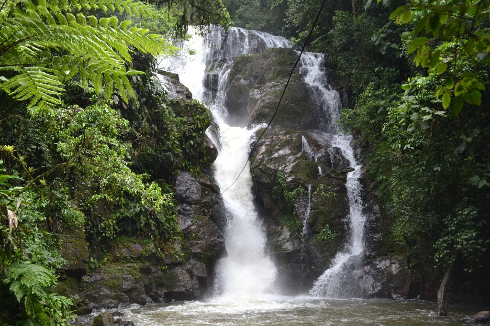 Cachoeira do Chá, em Tapiraí, é famosa entre aqueles que apreciam atividades na natureza