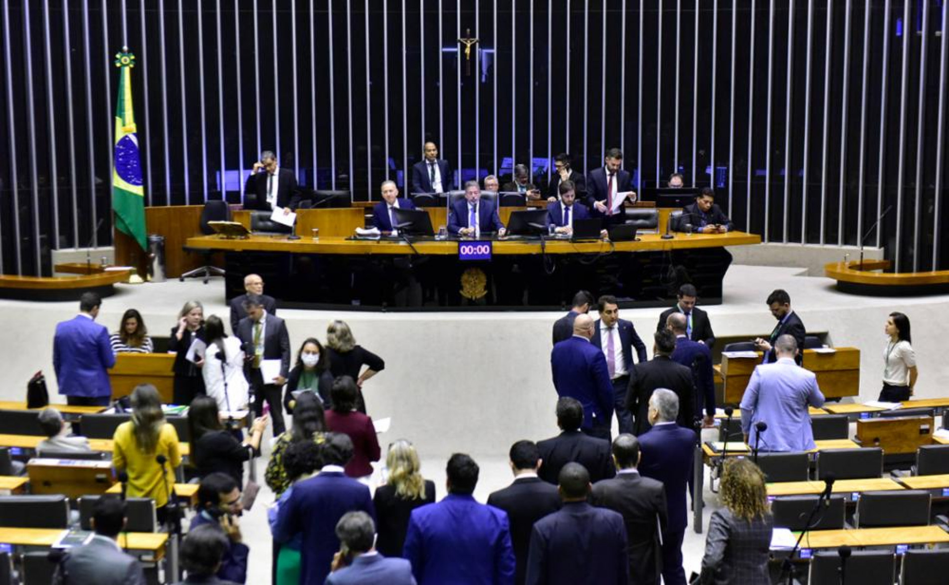 A reforma foi votada na quarta-feira e ontem