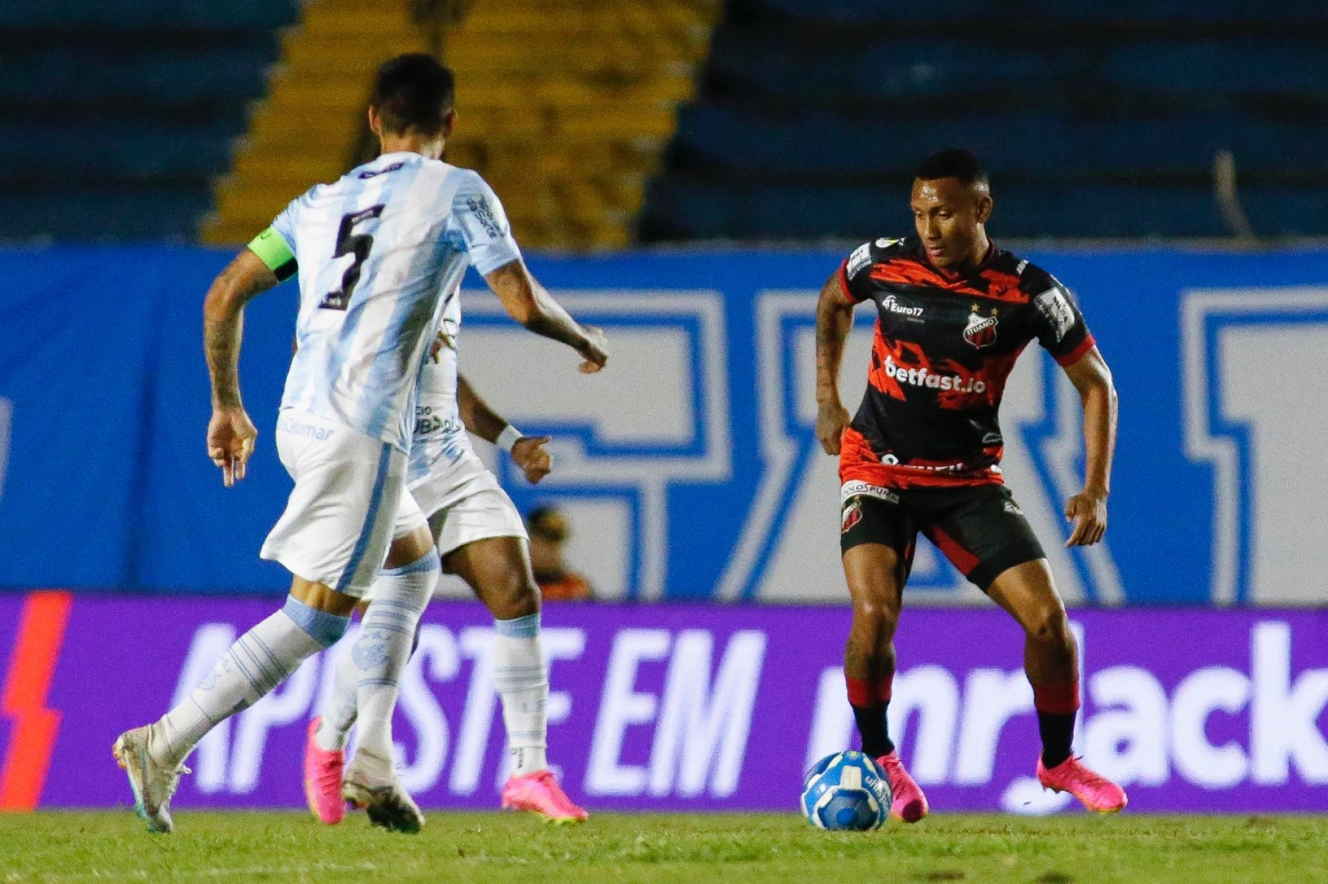 Galo chegou a estar vencendo o jogo por 2 a 0