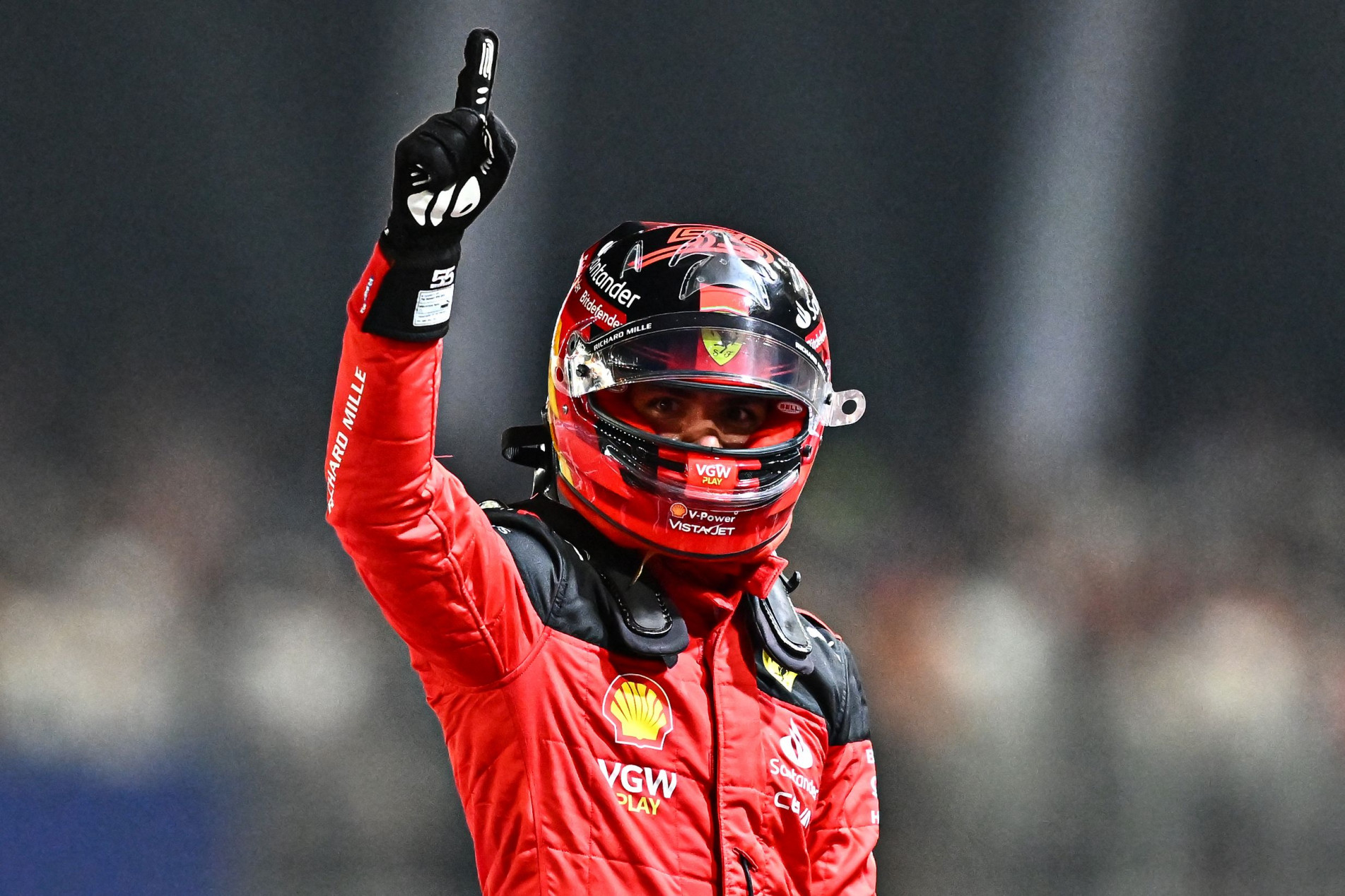 Espanhol  da Ferrari vem tendo fim de semana perfeito