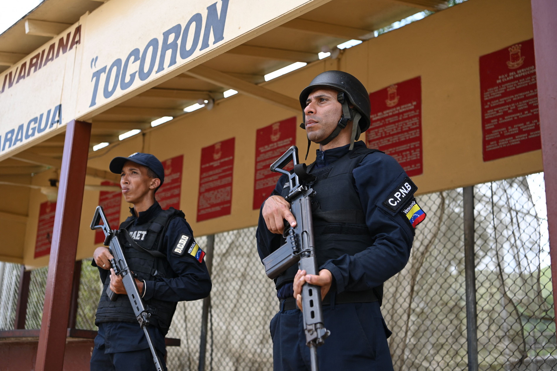 Força policial ocupou Tocoron