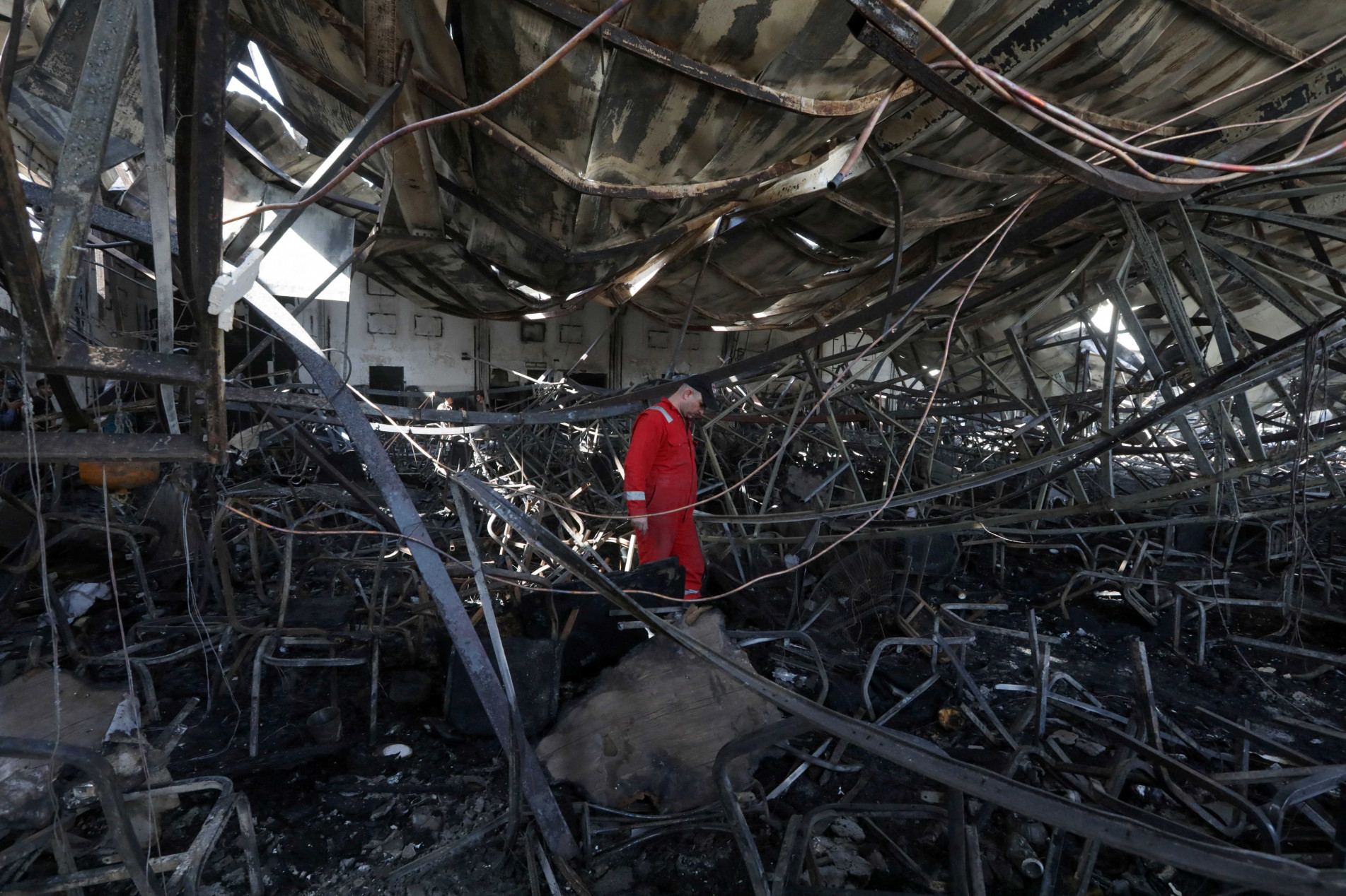 Incêndio durante o casamento deixou 100 mortos e 150 feridos 