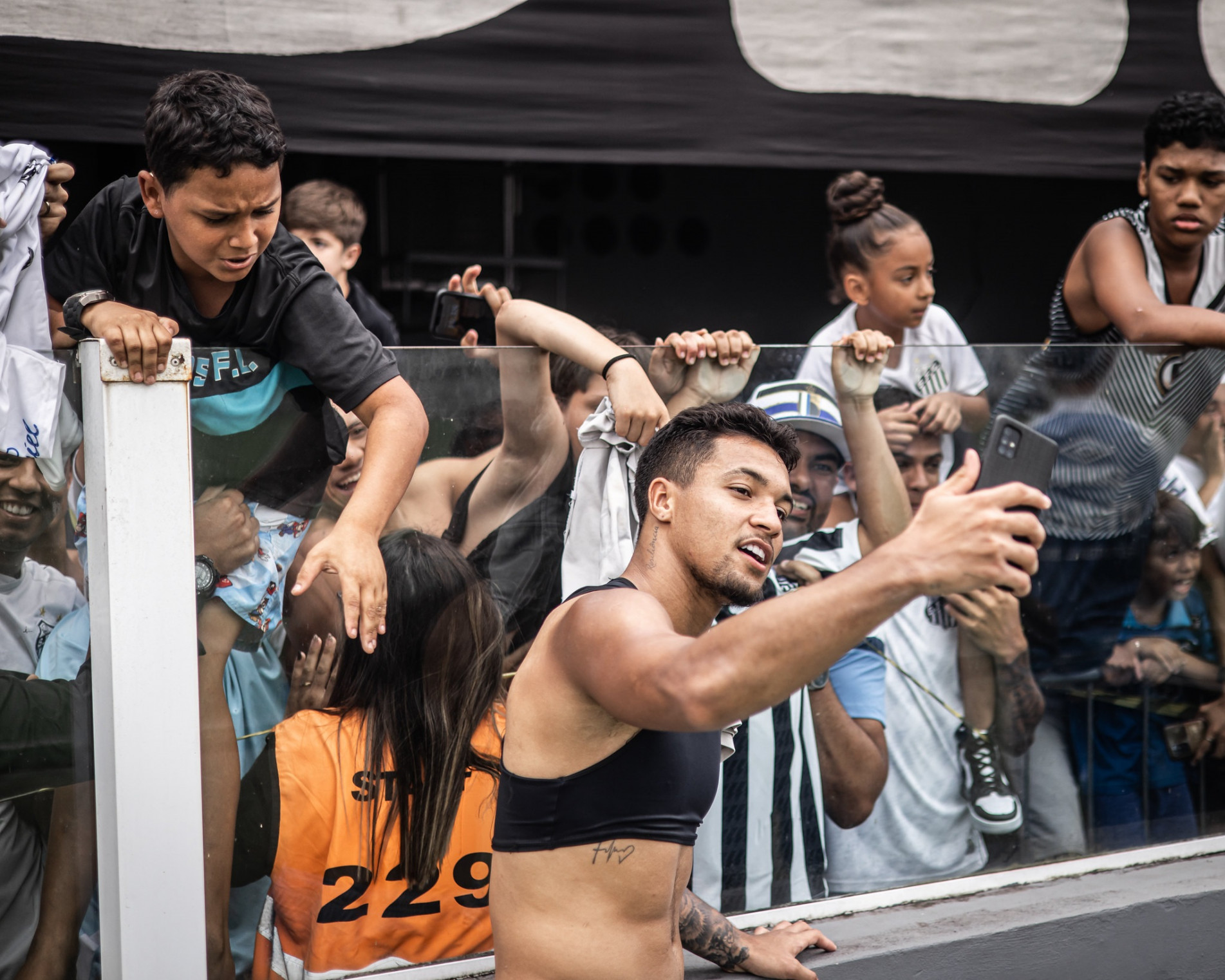 Santos recebeu apoio em treino aberto na Vila
