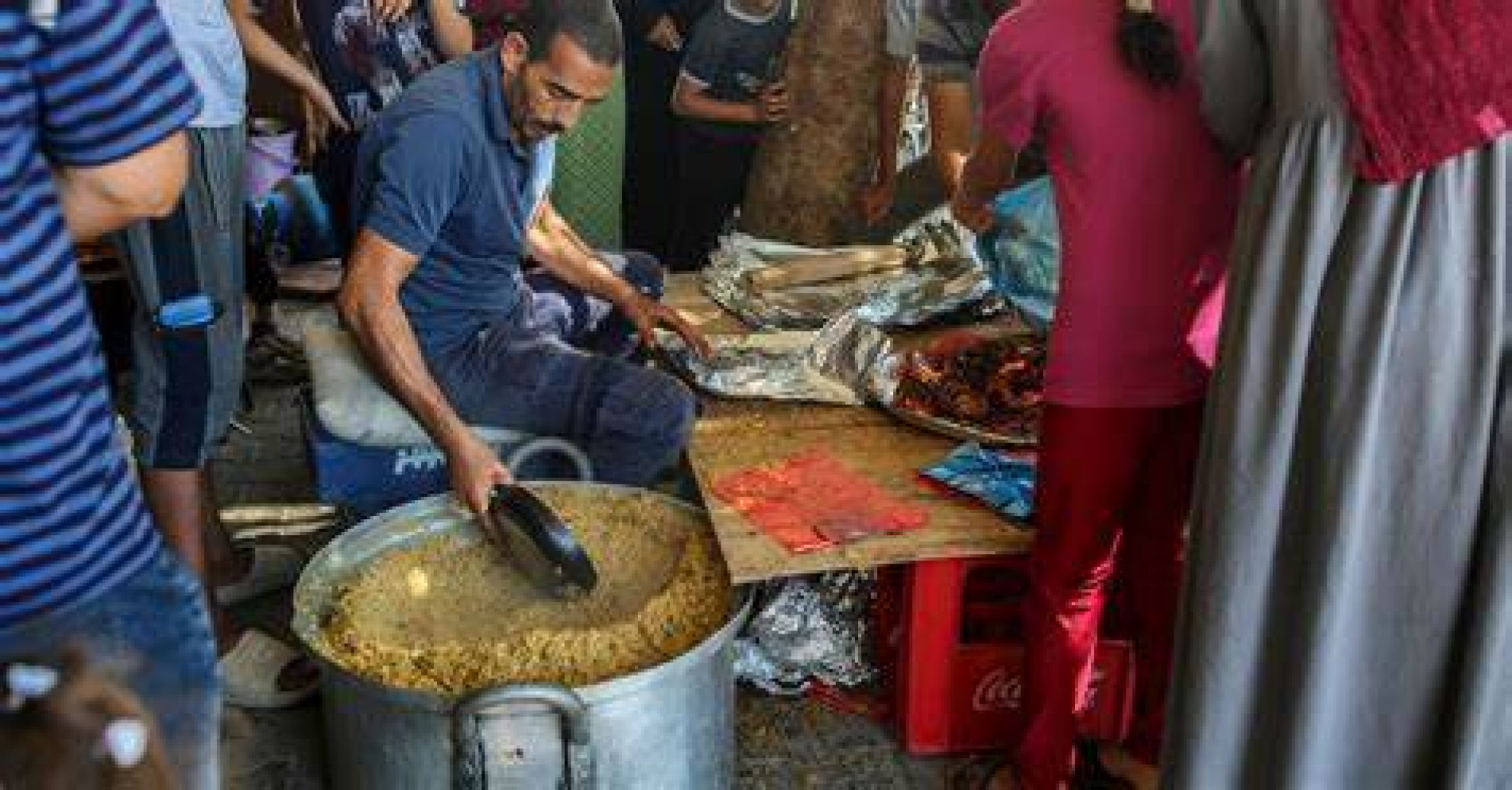 Agências humanitárias alertam para um colapso no enclave, incluindo o risco de fome generalizada