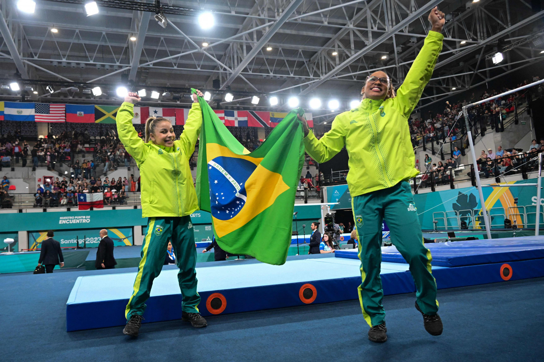 Brasileiras ganharam ouro e prata na trave
