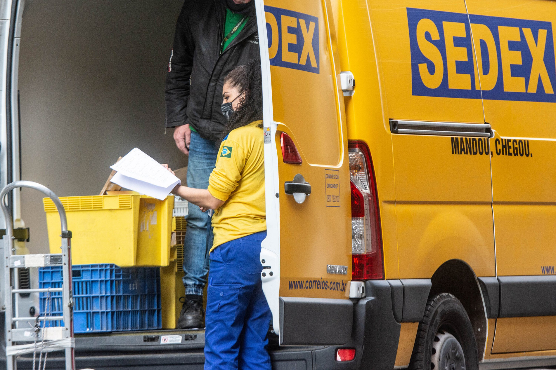 Trabalhadores dos Correios aceitaram proposta da empresa e desistiram de entrar em greve 