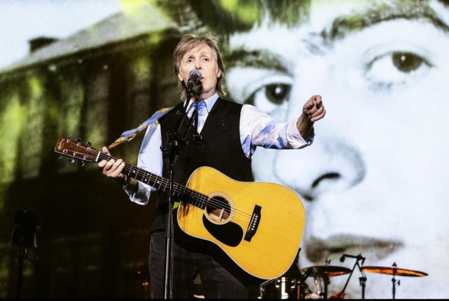 Paul McCartney faz show em Brasília nesta terça-feira (28) 