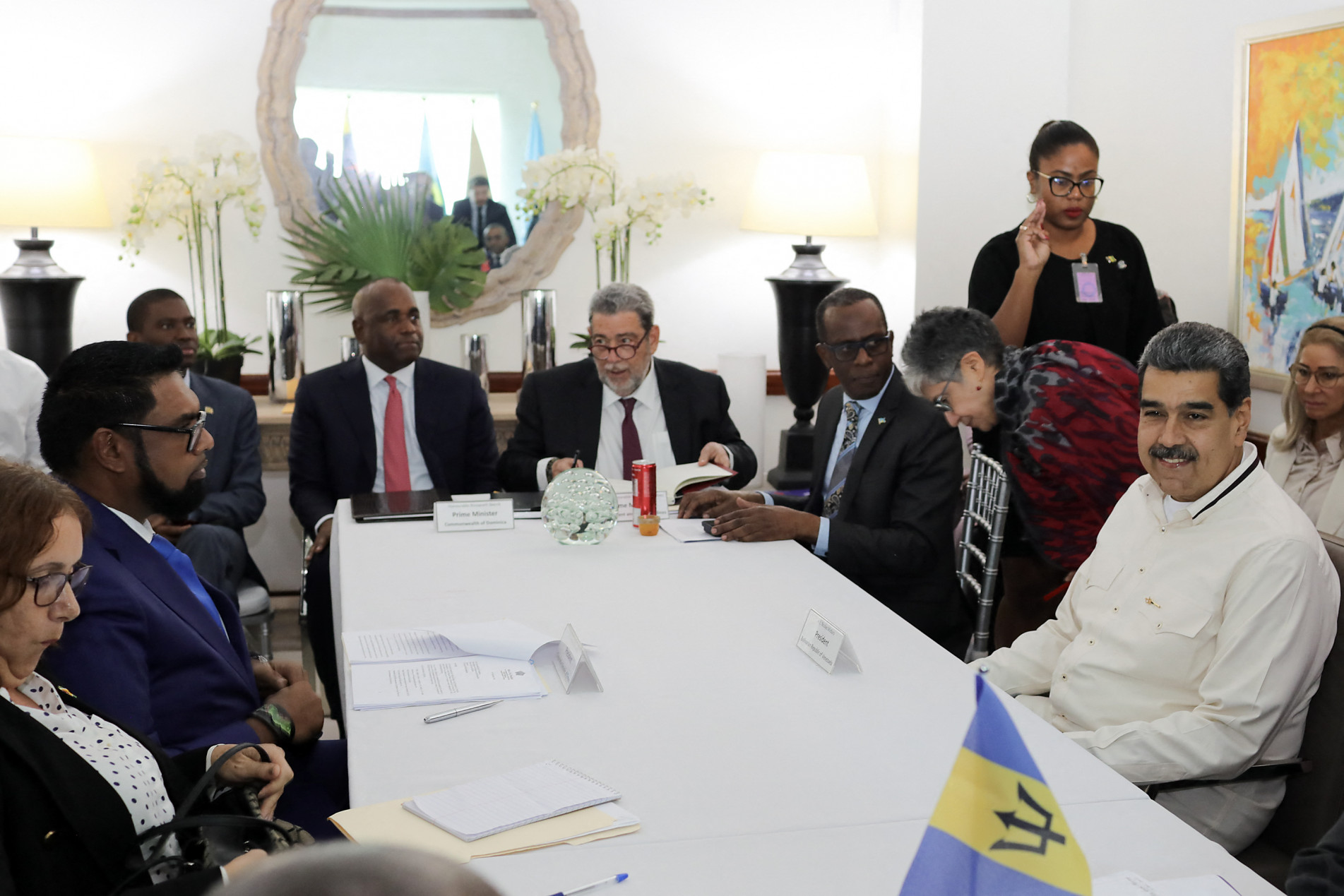 Encontro entre as lideranças dos dois países foi em São Vicente e Granadinas