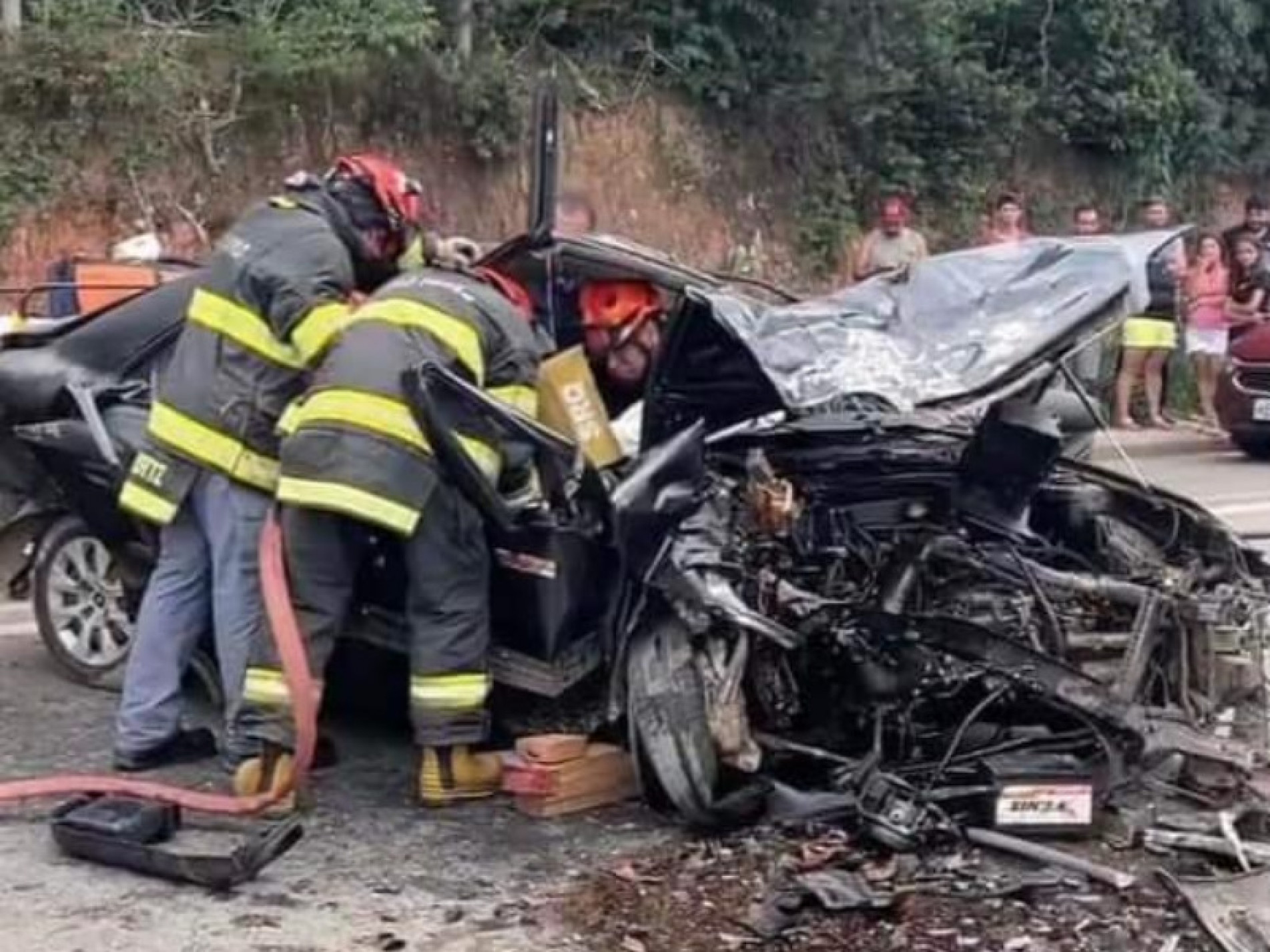 Excesso de velocidade, descuido com o veículo e imprudência são alguns dos fatores que podem causar acidentes