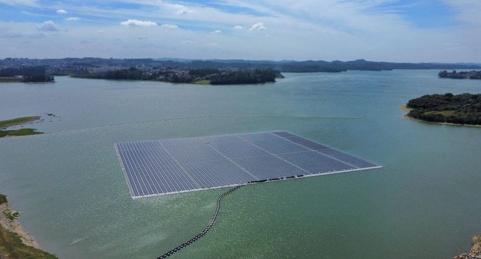 Com investimento inicial de R$ 30 milhões, a planta tem capacidade para produzir até 10 GWh por ano a partir da matriz solar