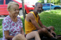 Maria e o filho Douglas, passaram a tarde conversando - FÁBIO ROGÉRIO (12/2/2024)