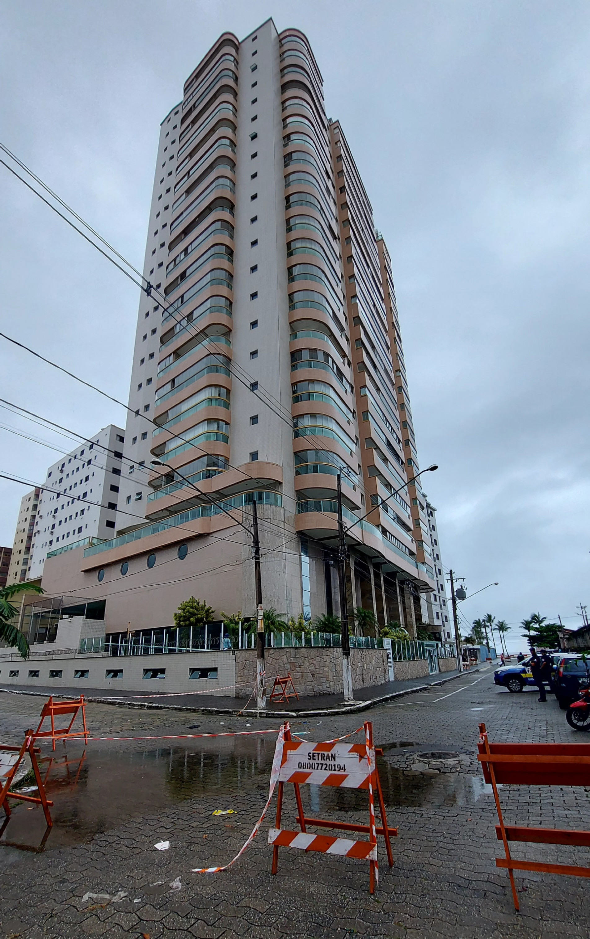 Residencial possui 23 pavimentos, dos quais 19 são residenciais, com 133 apartamentos