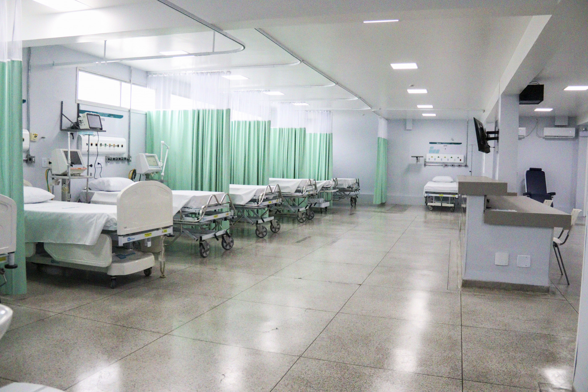 O Hospital Municipal Dr. Lauro Roberto Fogaça é gerido pelo Instituto Moriah