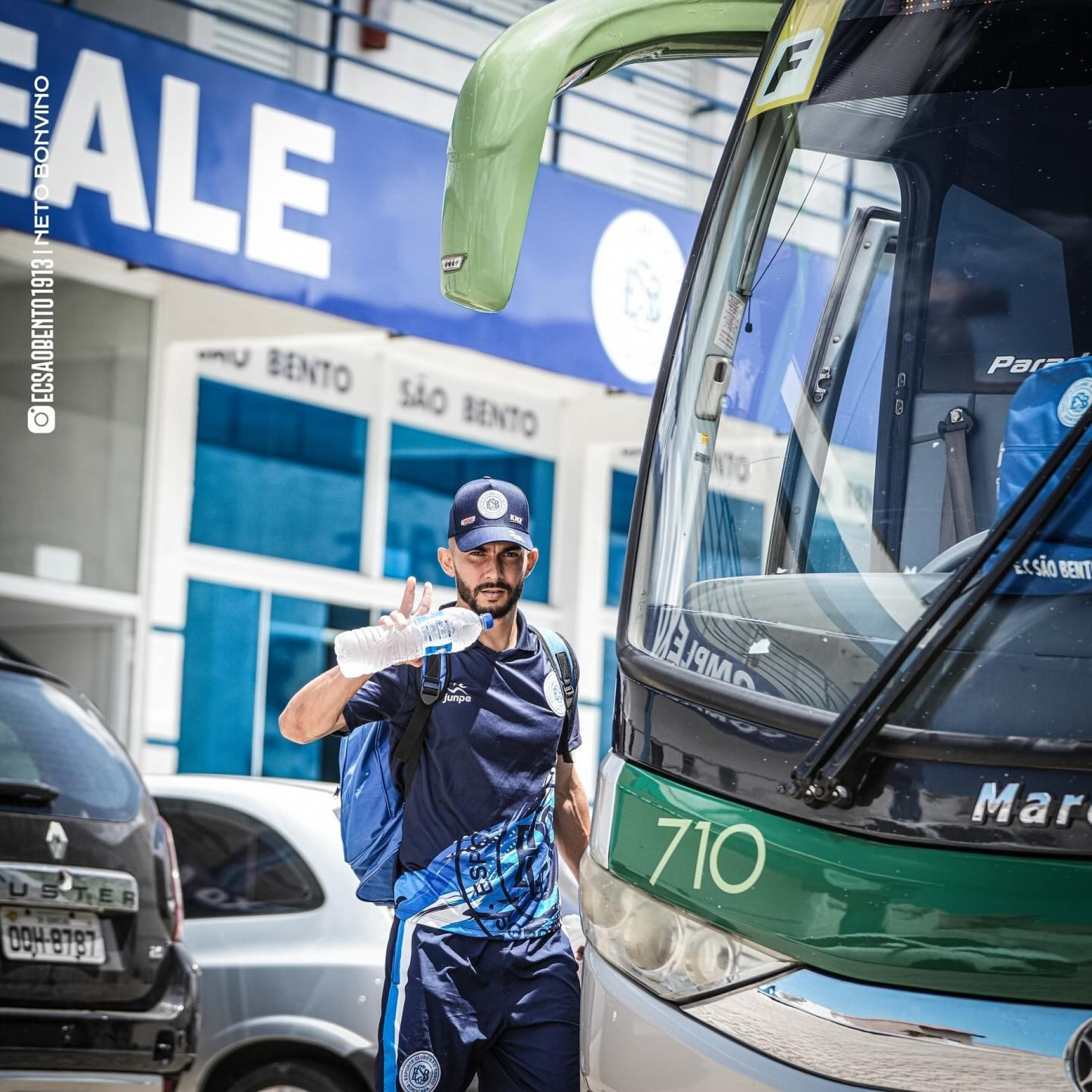 Motivados, os jogadores beneditinos embarcaram ontem à tarde para Bauru