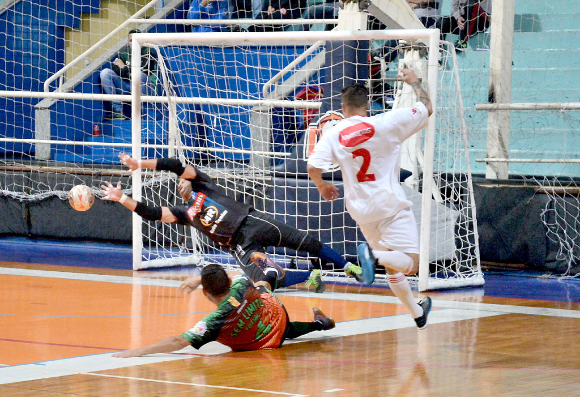 Cruzeirão, considerado um dos maiores torneios abertos de futsal, movimenta jogadores e torcedores