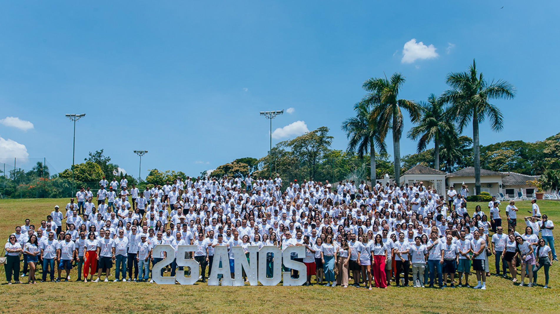 Colaboradores da Planeta; empresa foi fundada em 1998