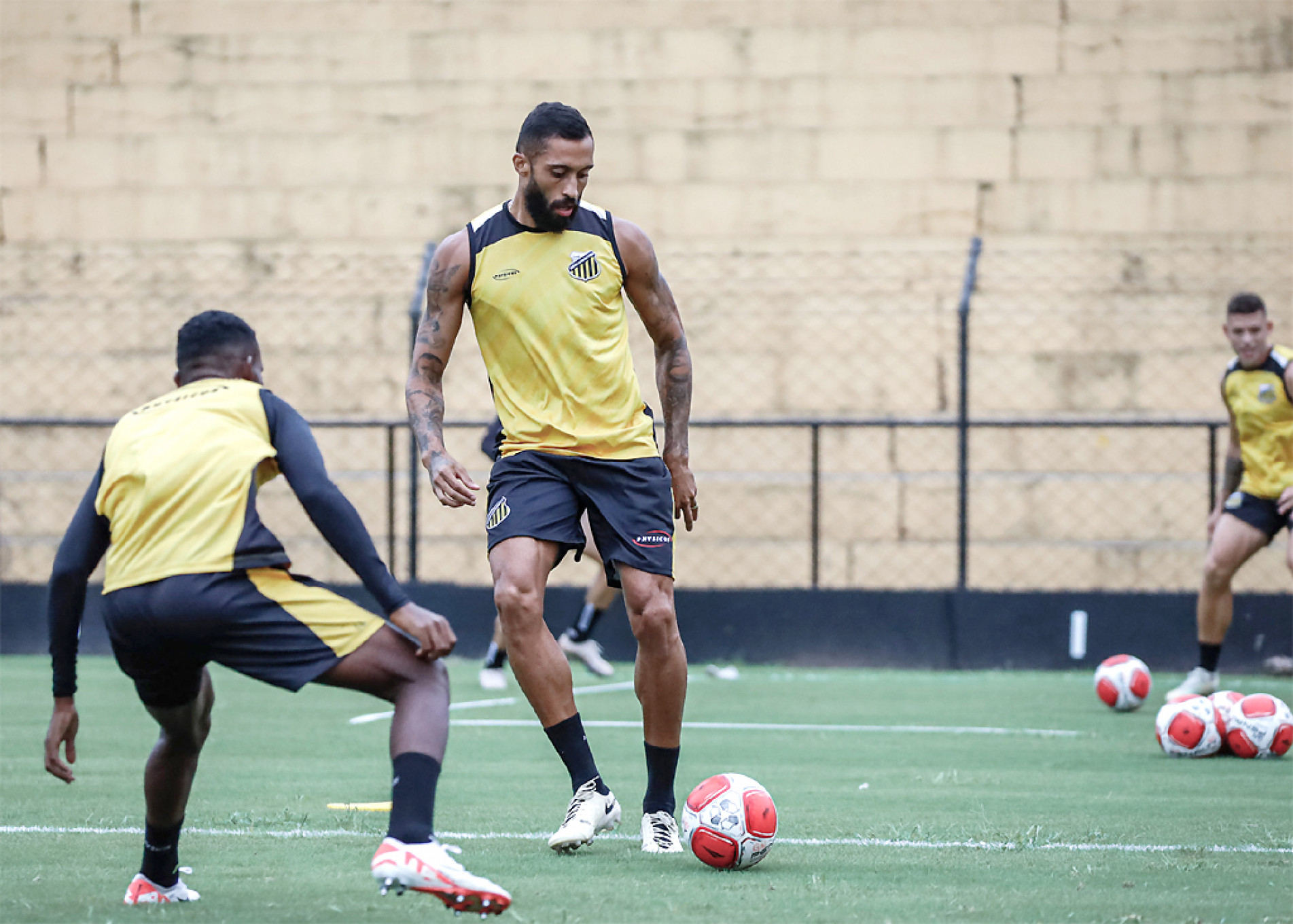 Elenco do Novorizontino treinou na tarde desta sexta-feira (22) no Estádio Jorge Ismael de Biasi