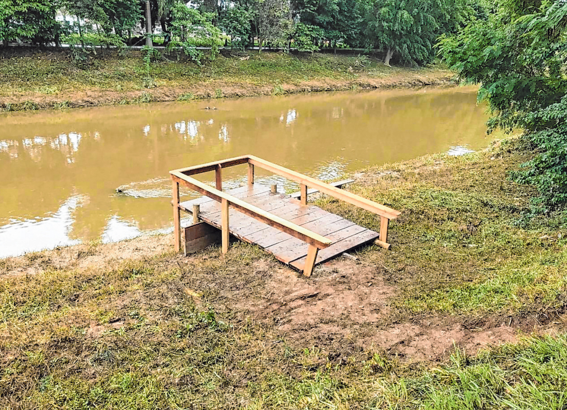 Estruturas foram montadas no trecho entre a ponte do Pinga-Pinga e o deque do Parque das Águas