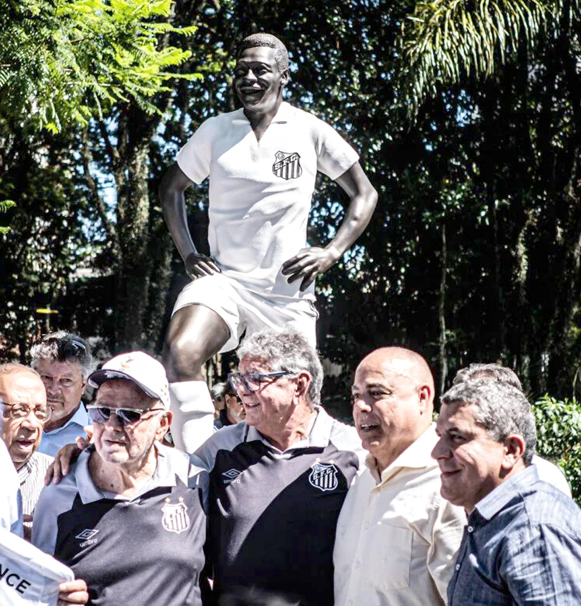 Ex-jogadores estiveram na inauguração, em Santo André