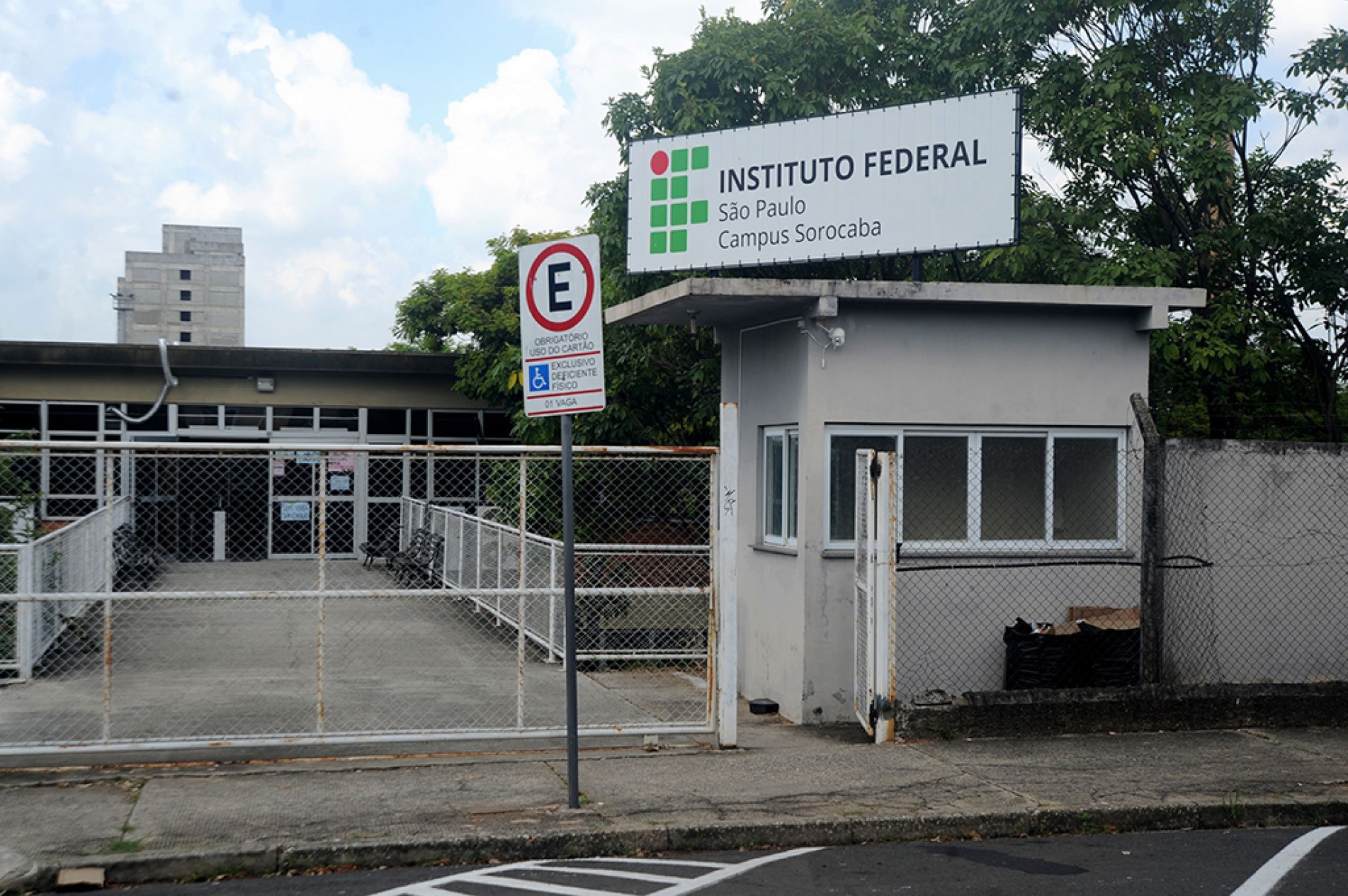 Docentes e técnicos dos câmpus de Sorocaba, São Roque e Salto aderiram parcialmente
