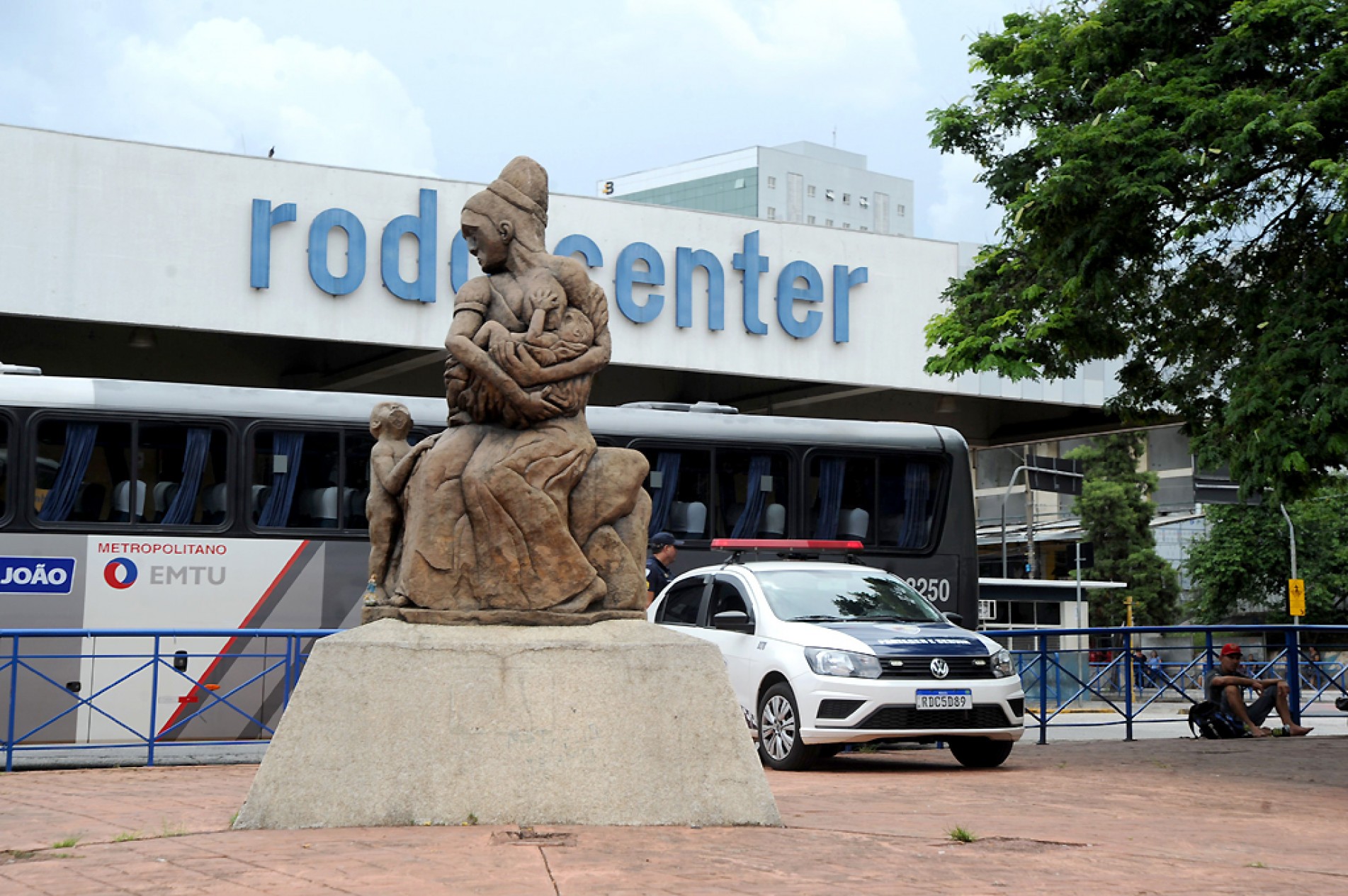 Prédio da rodoviária atual, no Centro, foi entregue em 1973
