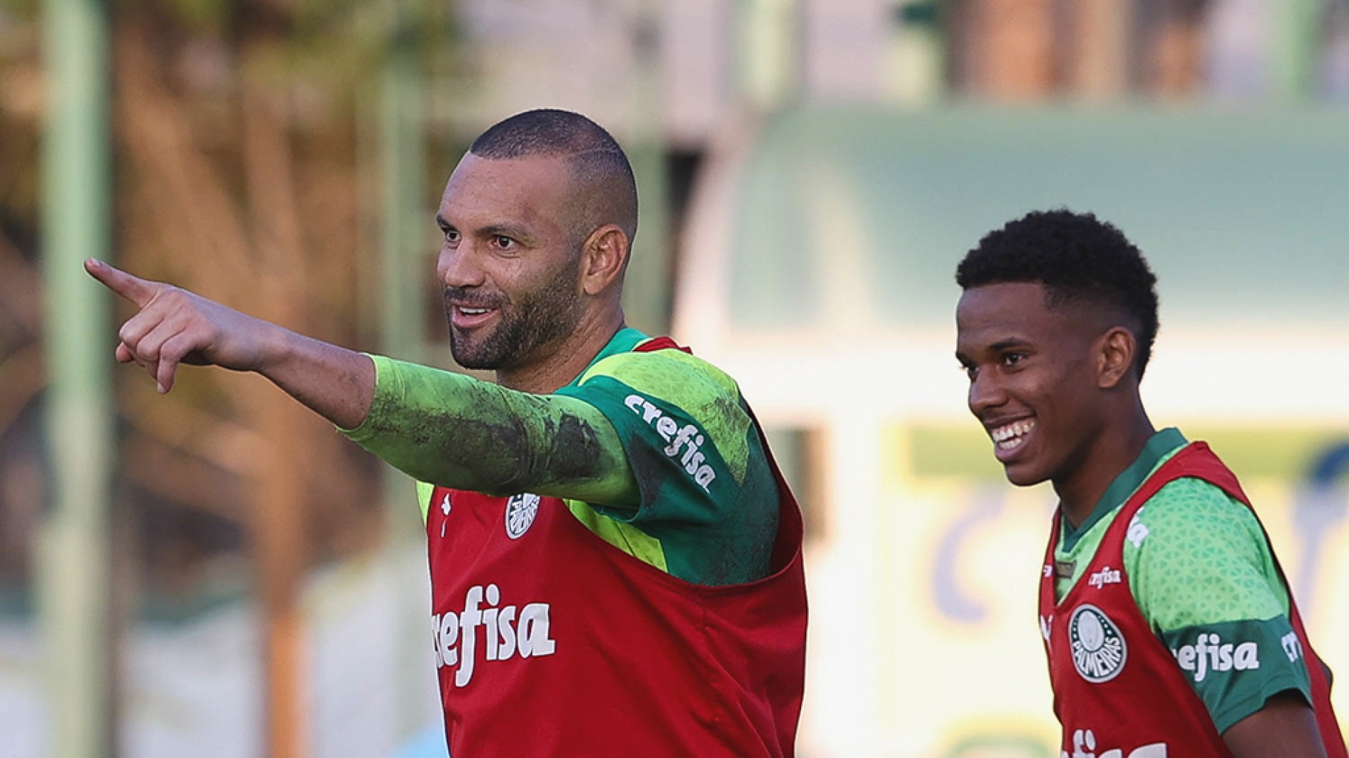 Abel Ferreira enalteceu o bom futebol de Estêvão (à dir.)
