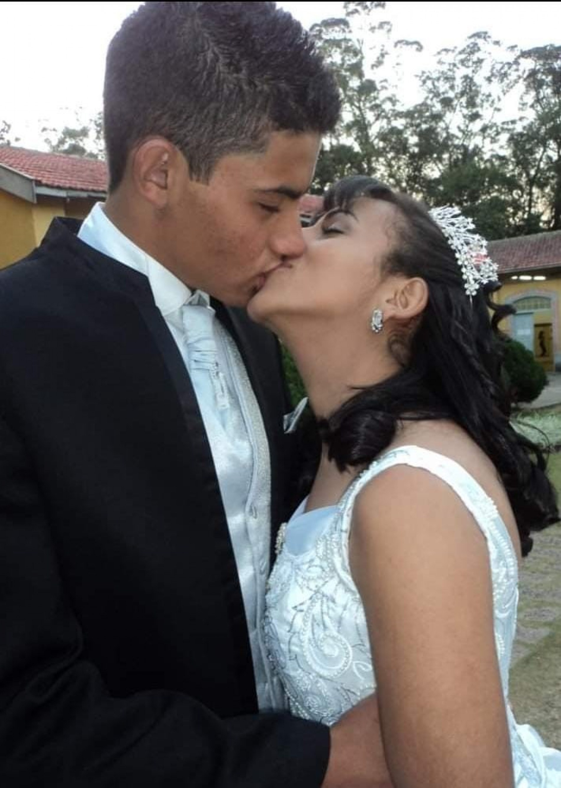 O casal completaria 14 anos de casados nesta terça-feira (21)