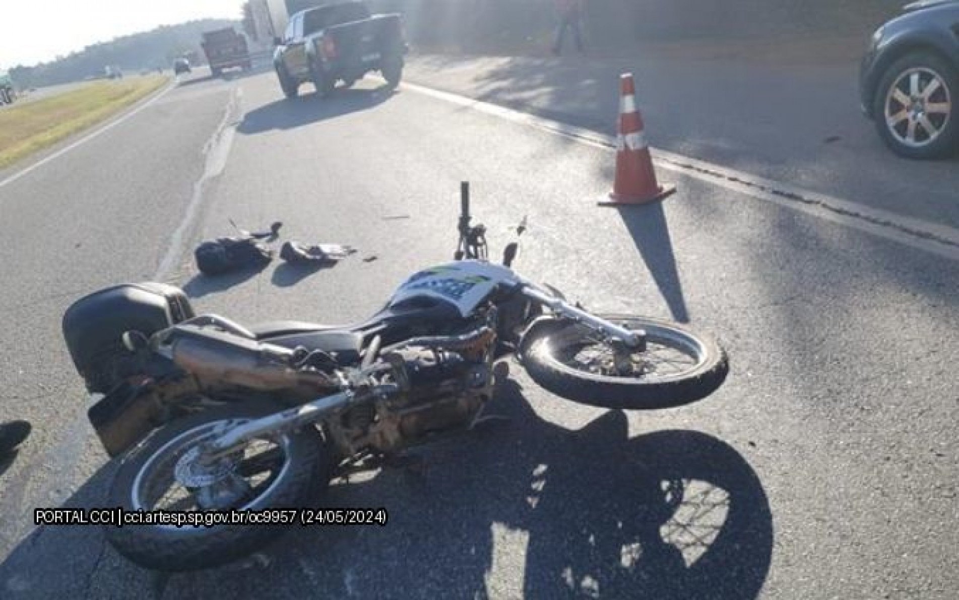 O motociclista chegou a ser socorrido, mas teve o óbito constatado no hospital