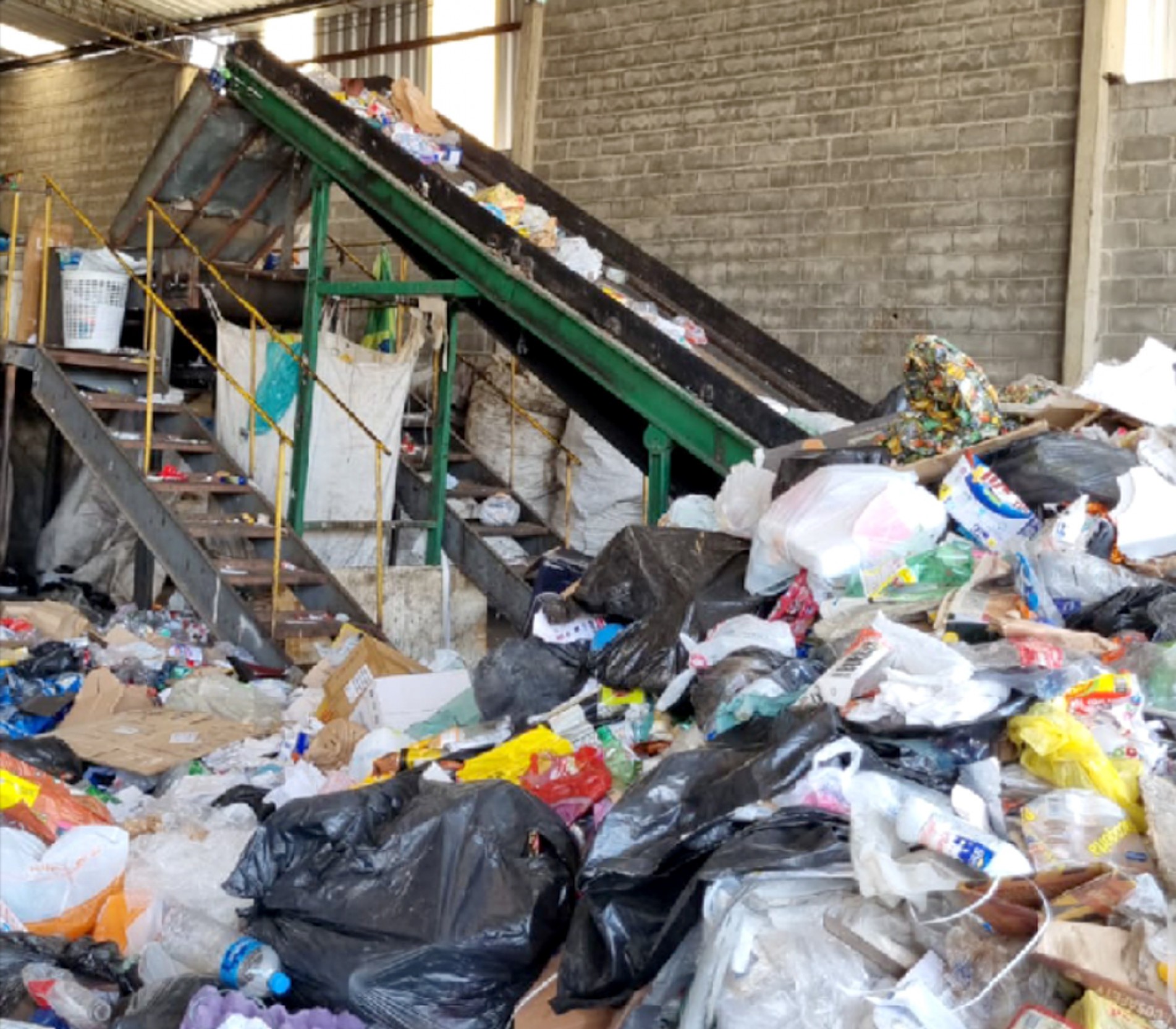 Prefeitura de Sorocaba recicla 300 toneladas de materiais por mês; poder público tem um acordo de cooperação com a Coreso e com a Cooperativa de Egressos Familiares de Sorocaba (Coopereso)

