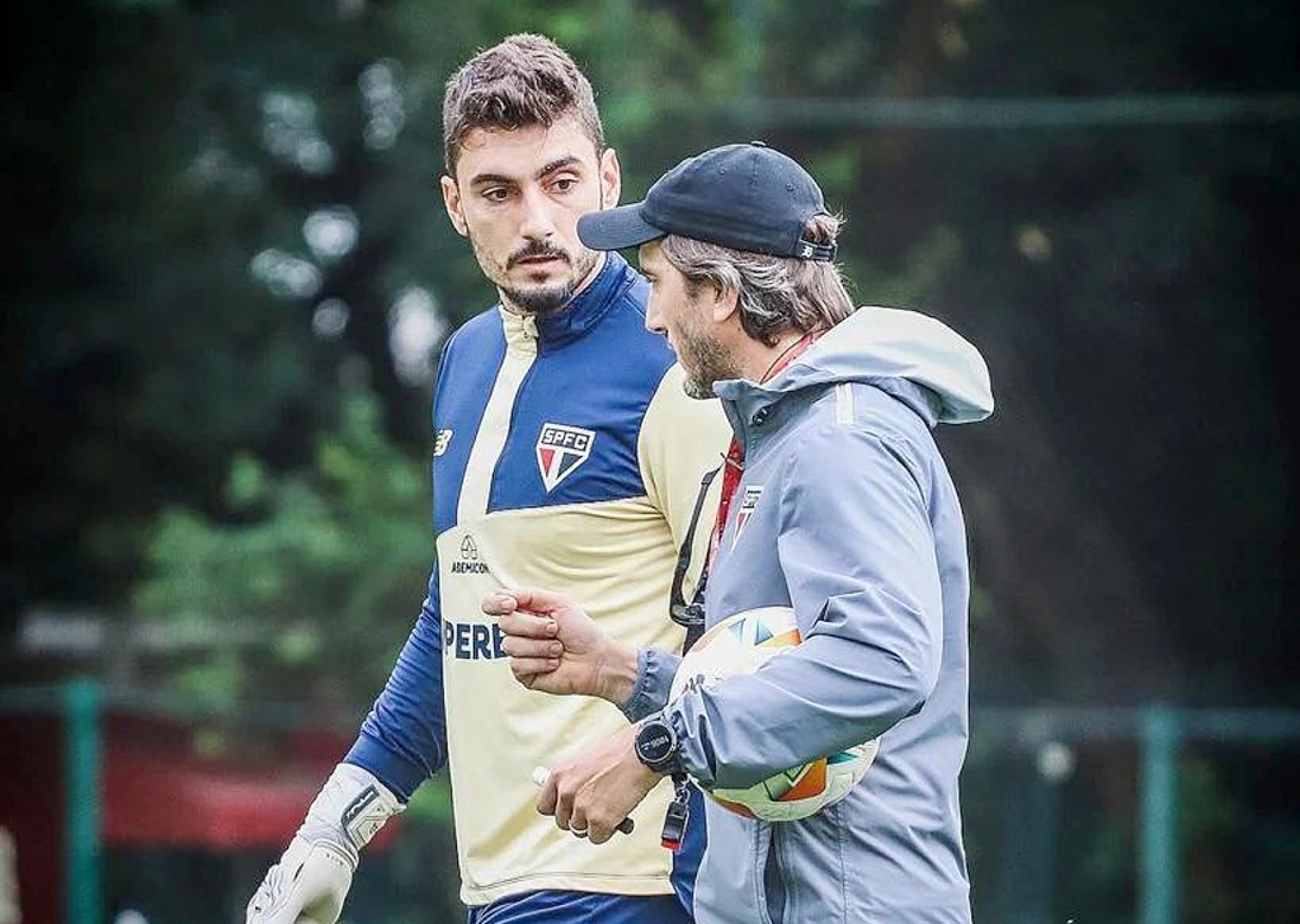 Zubeldía orientou jogadores para partida no MorumBis
