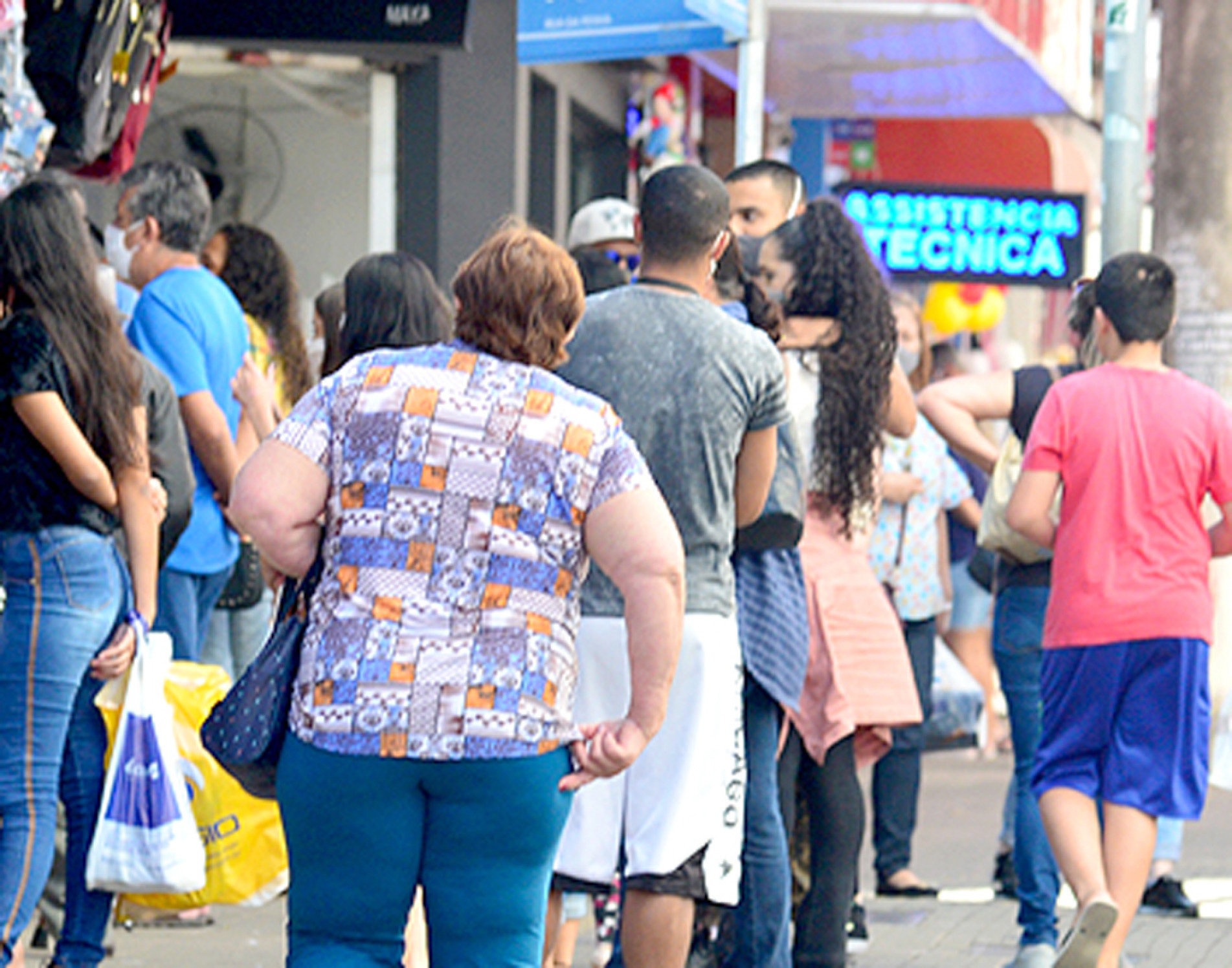 Em abril de 2024, os consumidores negativados de São Paulo tinham, em média, uma dívida total de R$ 5.345,22