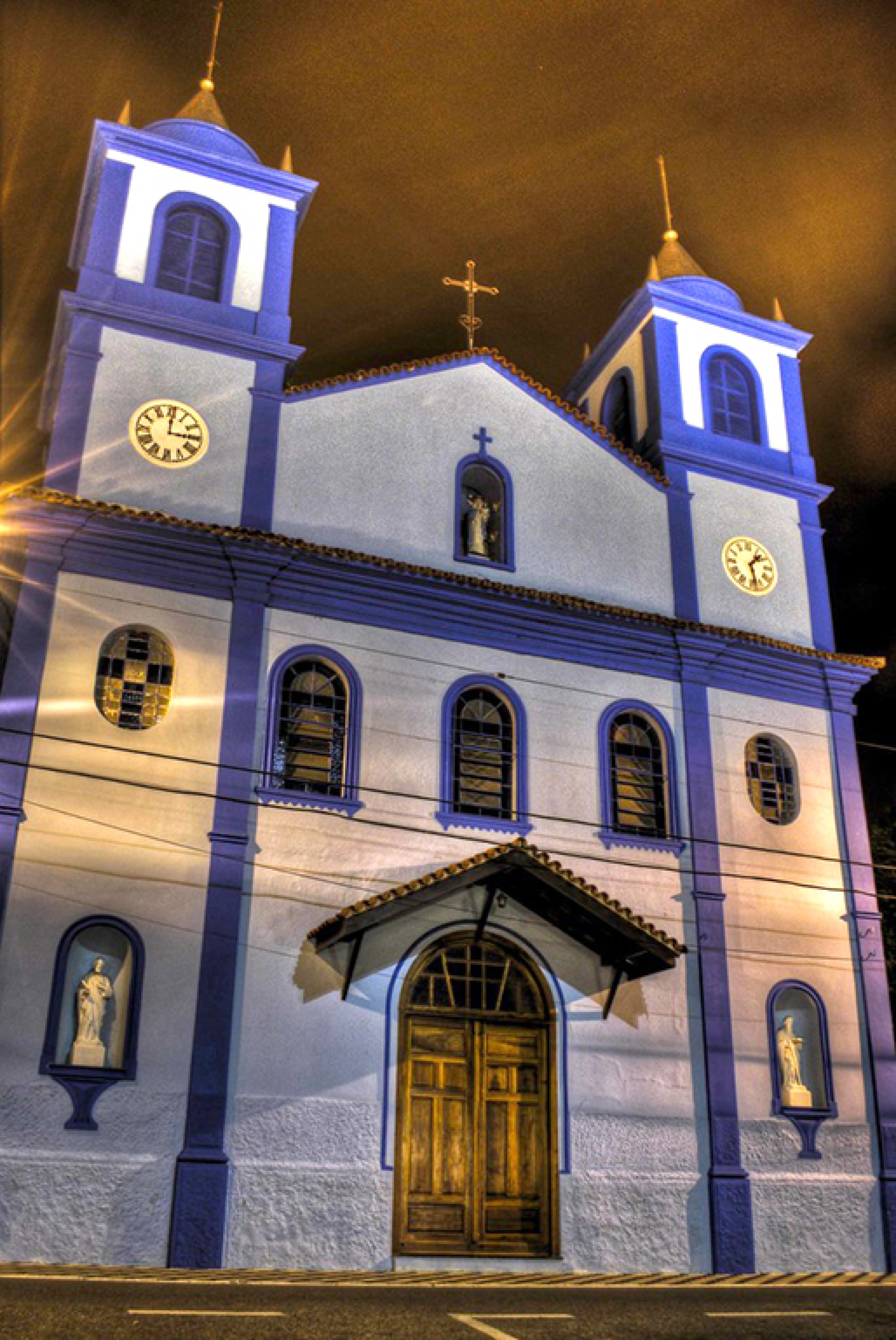 A igreja foi construída no estilo colonial e inaugurada em agosto de 1873
