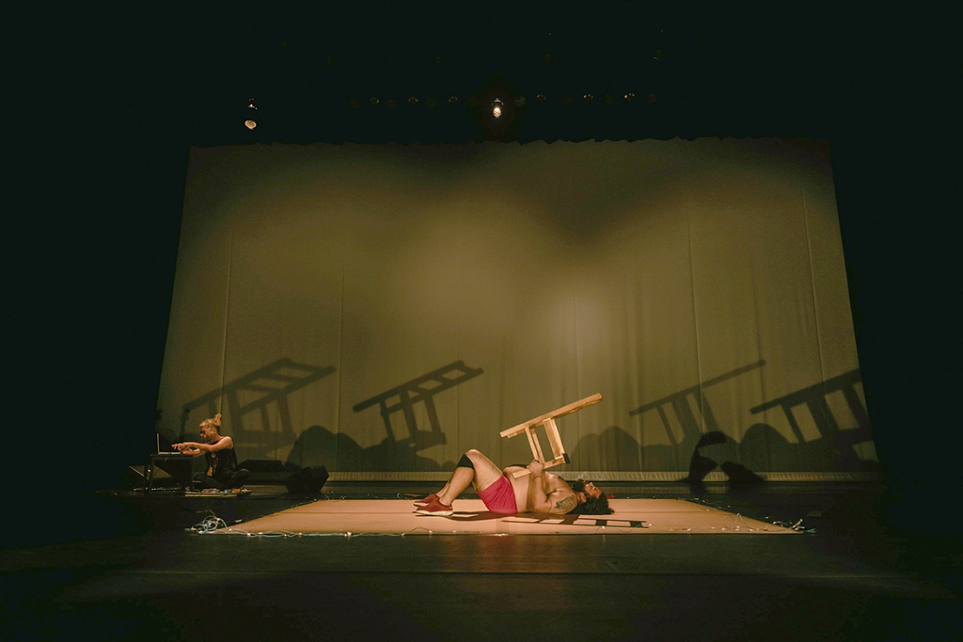 Apresentação provoca reflexões sobre a hegemonia de corpos na dança
