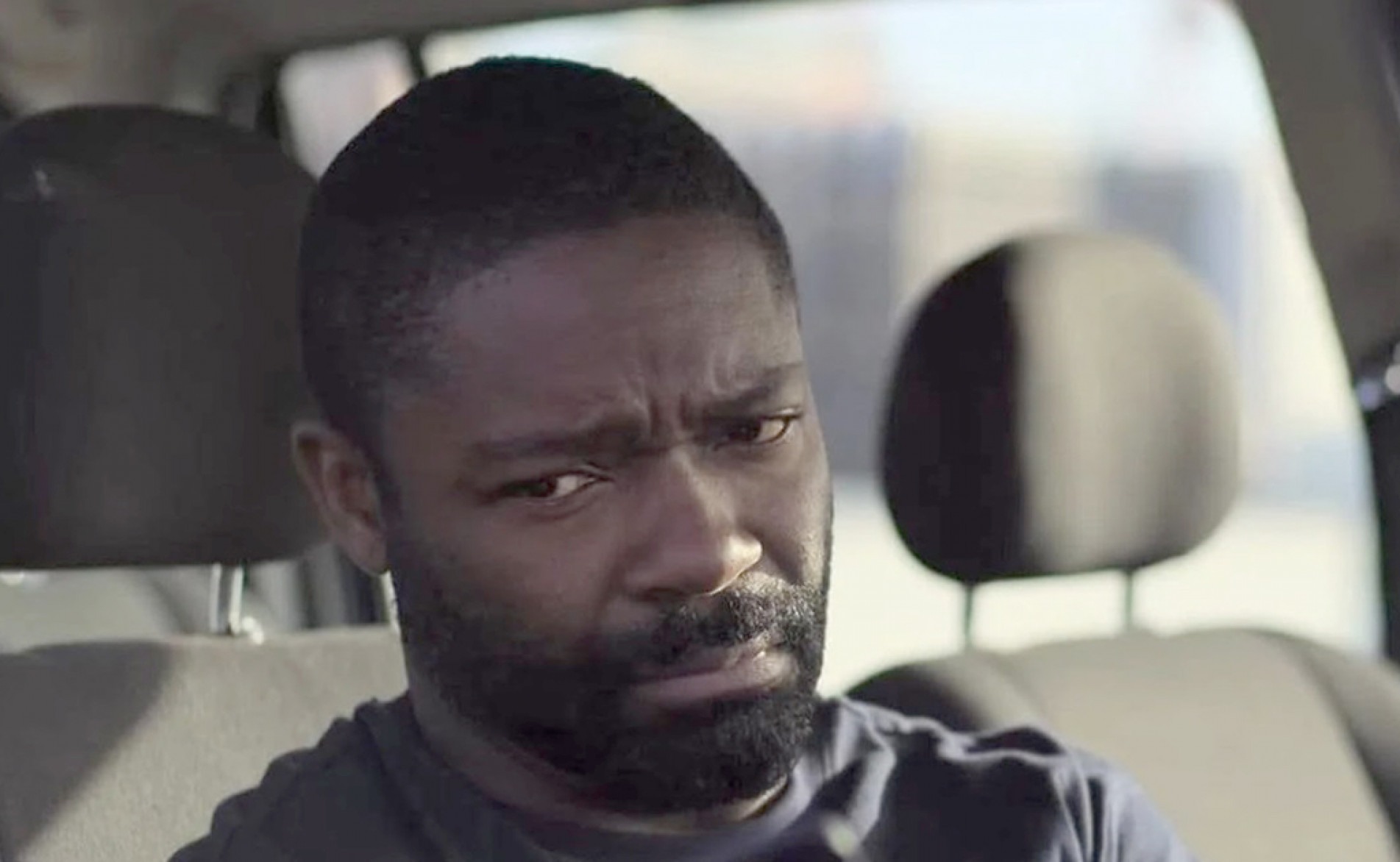 O ator David Oyelowo no papel de Dayo, protagonista do filme
