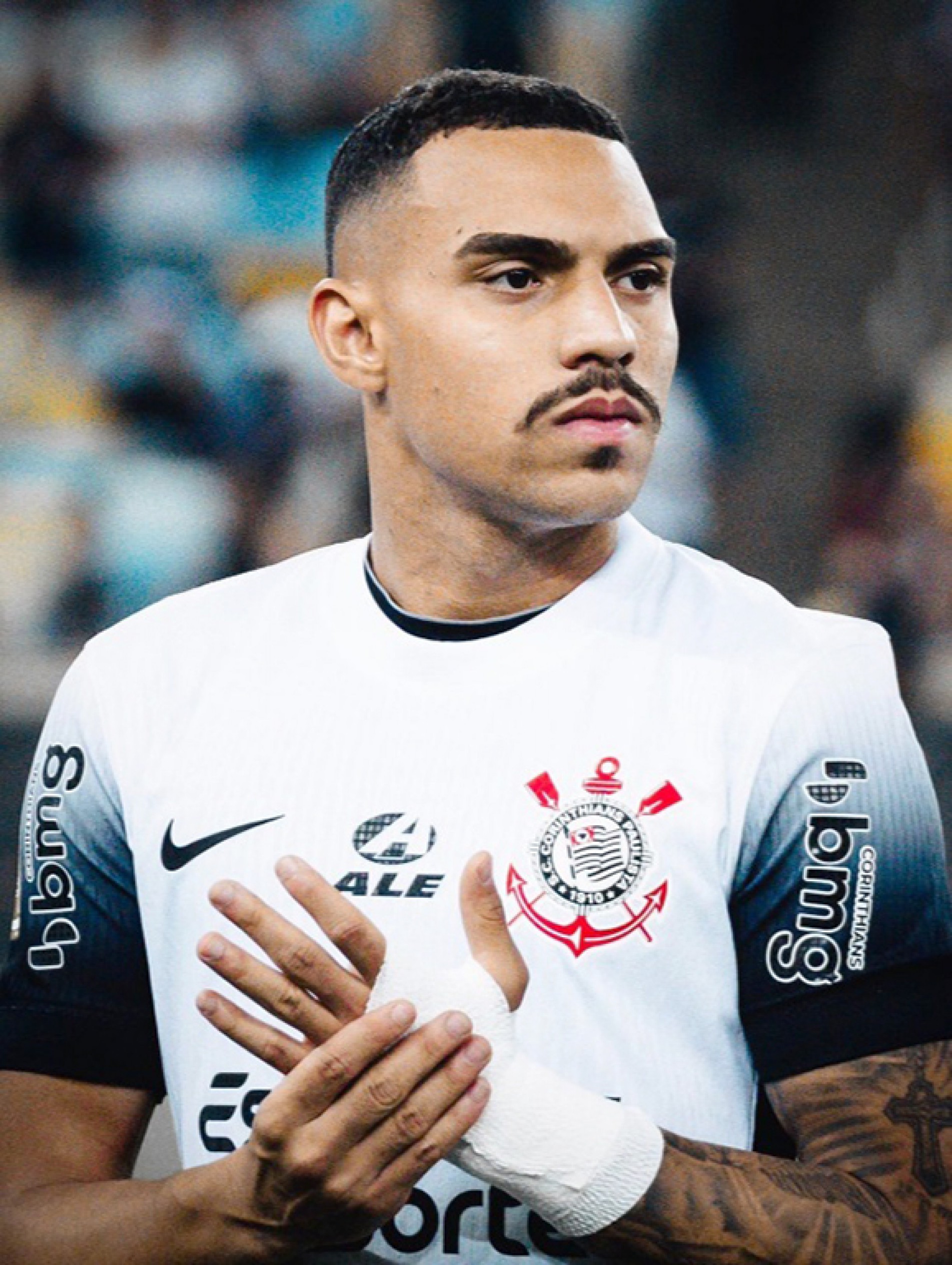 Matheuzinho (foto) entra no lugar de Fágner
