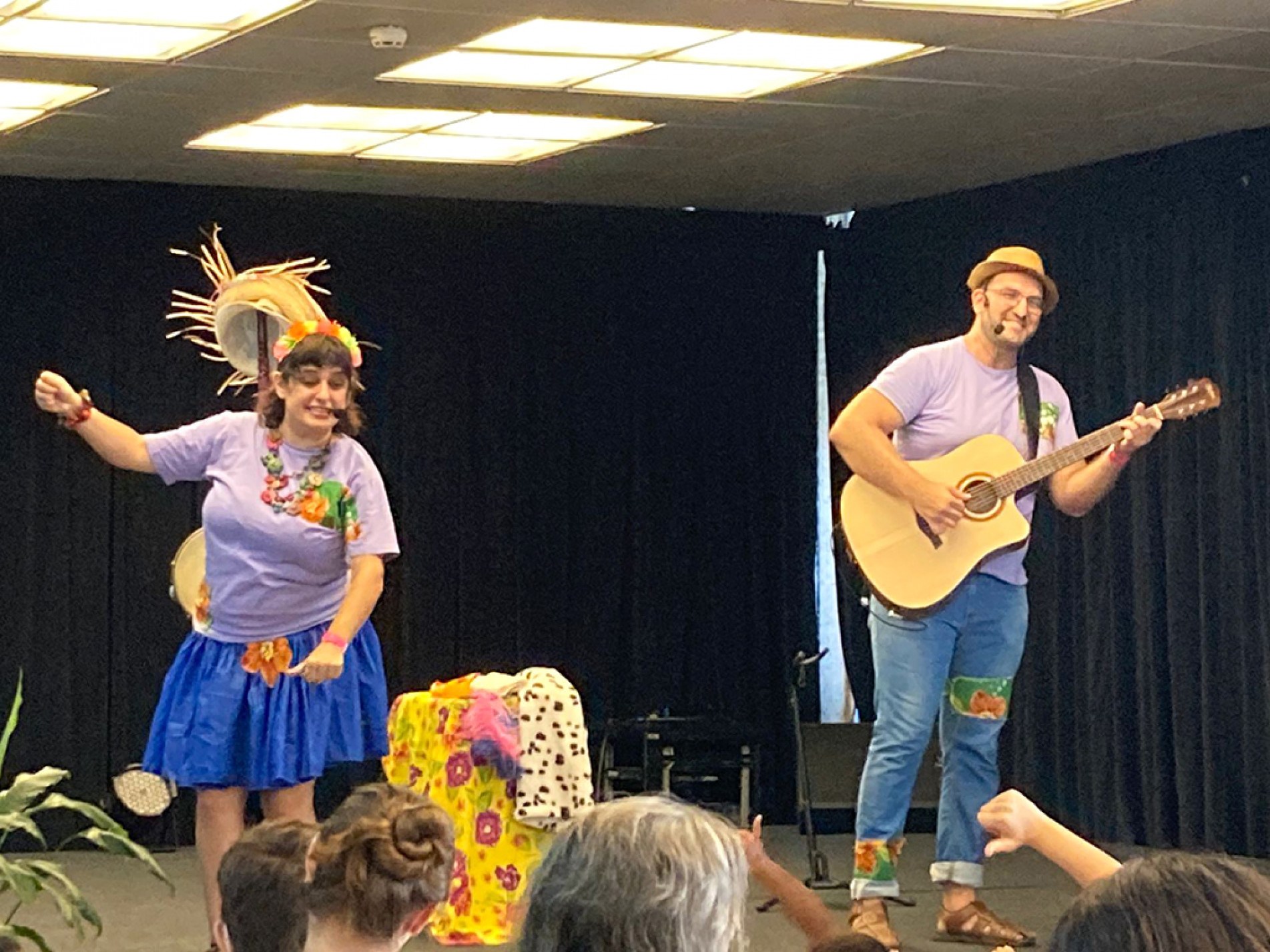 Abertura do evento será às 9h com a turma do Cantando um Conto
