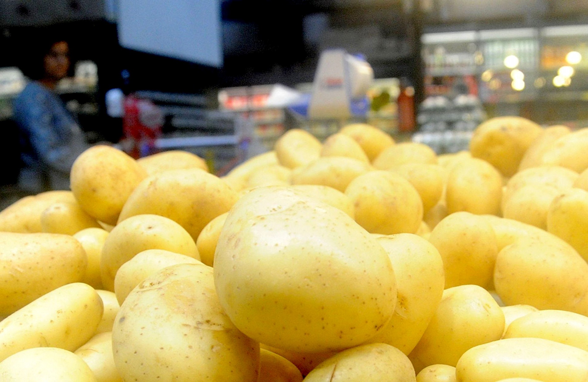 Batata teve o maior recuo de preço entre os alimentos, de 19%
