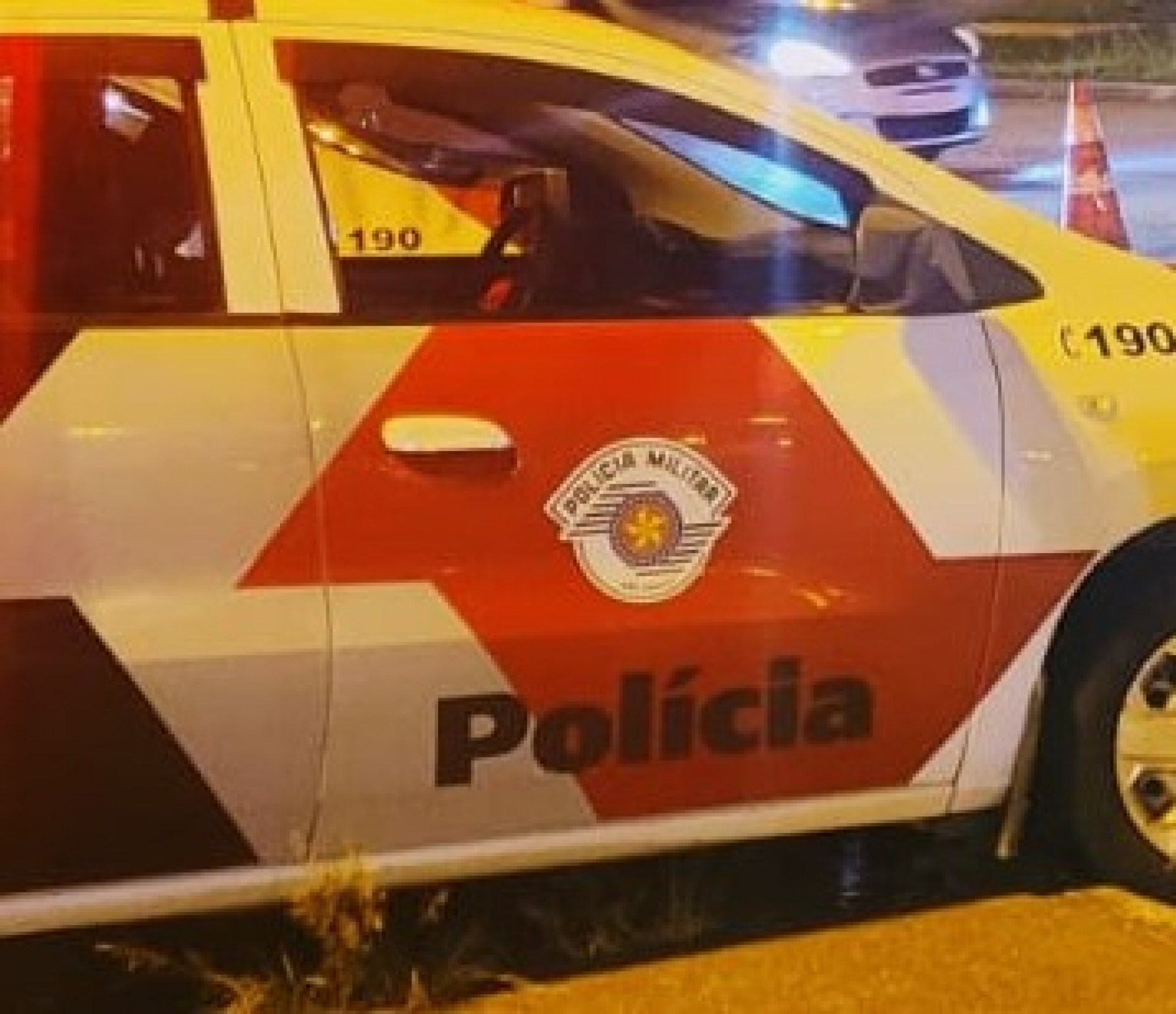 Os policiais foram até o endereço e constataram a morte da mulher