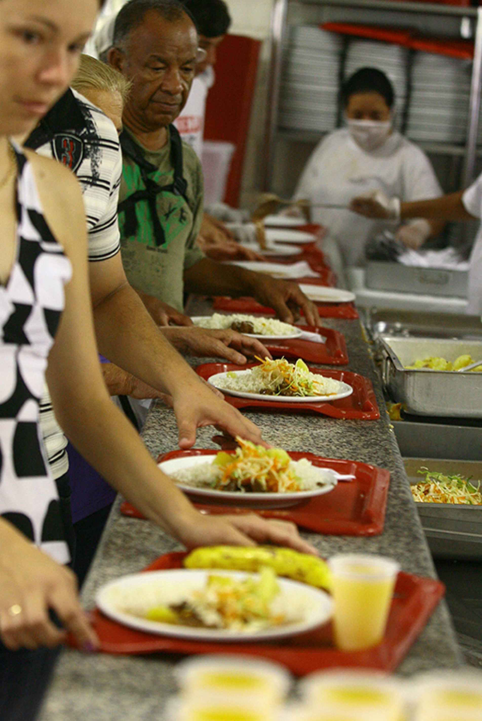 Restaurante serve 1.300 almoços e 300 jantares
