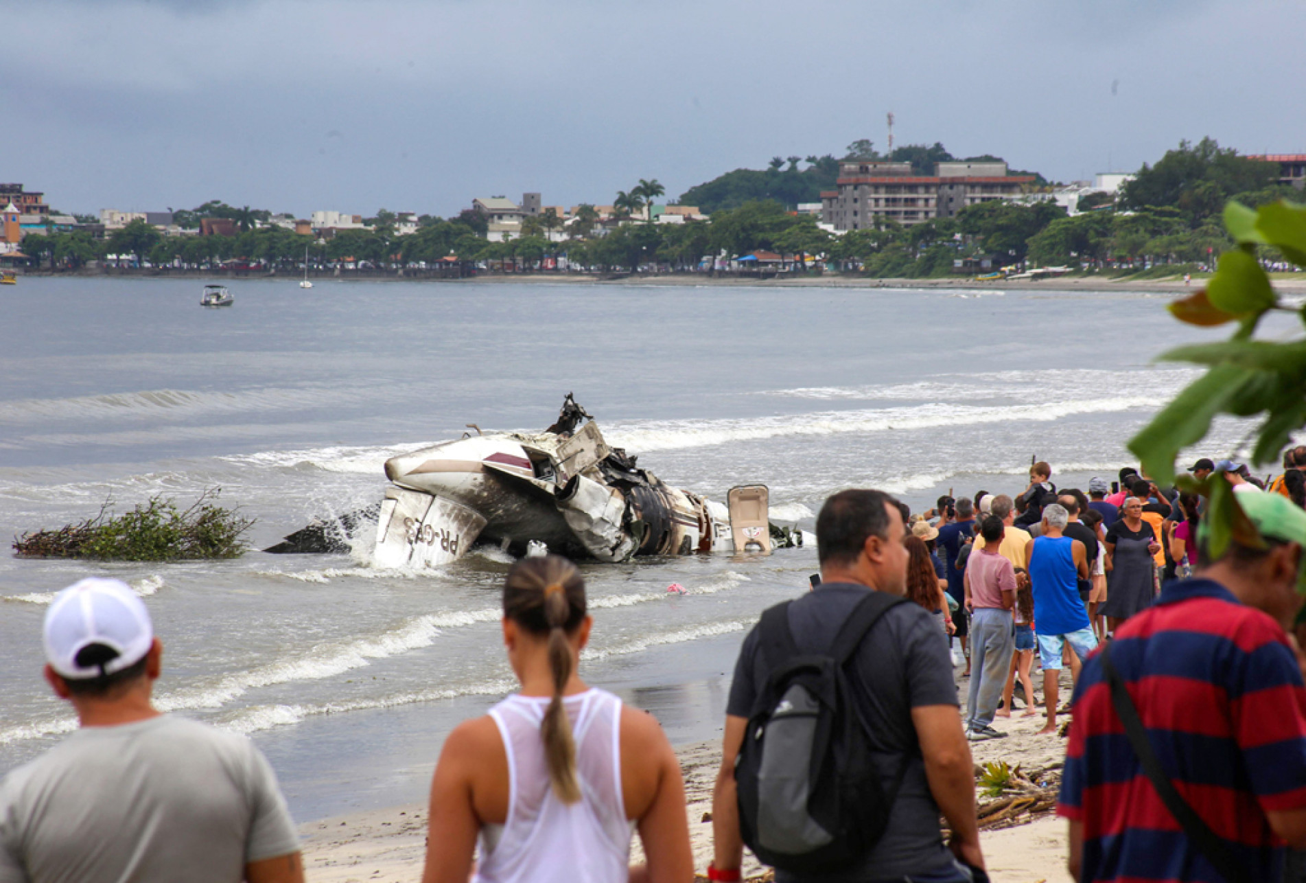 Cessna transportava cinco pessoas. Só o piloto morreu
